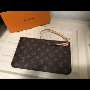 Authentic Brand new Neverfull MM Pouch 2019